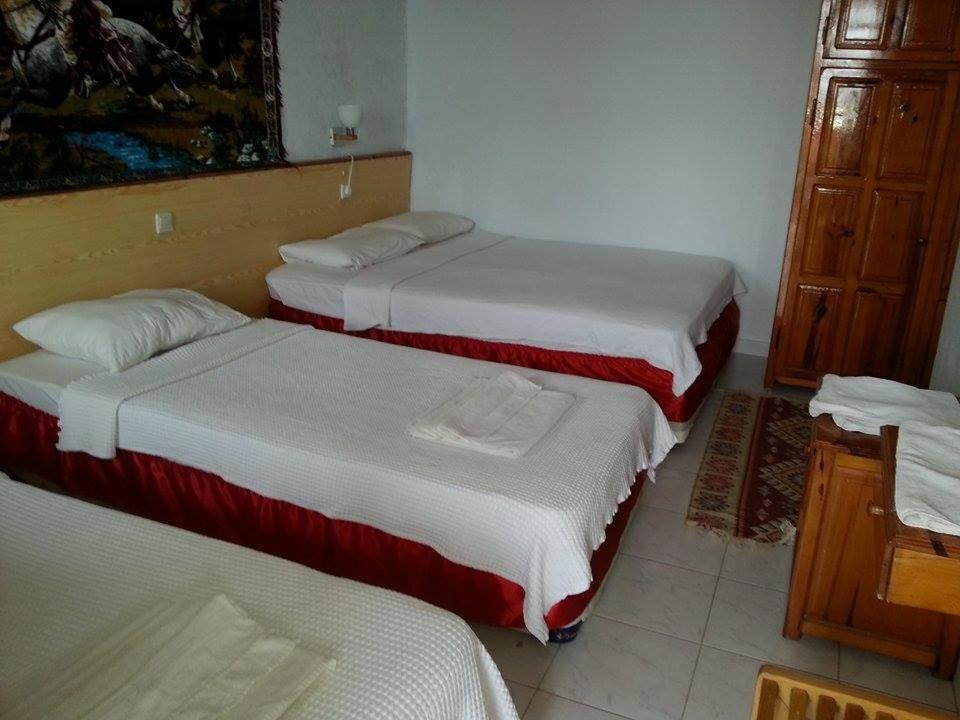 Ilhan Motel Side Room photo